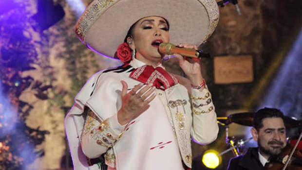 Estudio de Grabacion CDMX Ciudad de Mexico DF Artista Portafolio Aida Cuevas